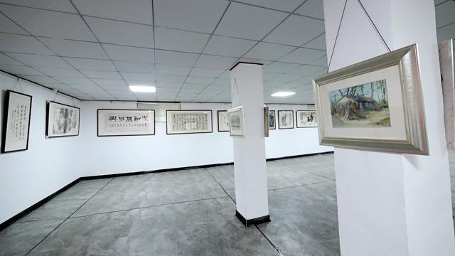 書畫博士作品展在臨沂佛園厲明霜藝術(shù)館開展