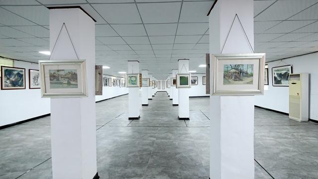 書畫博士作品展在臨沂佛園厲明霜藝術(shù)館開展